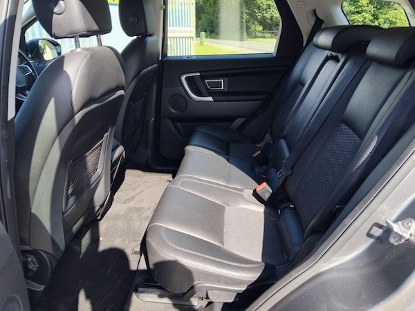 Used Land Rover Discovery Sport 2015 for sale - 74858854: Photo 12
