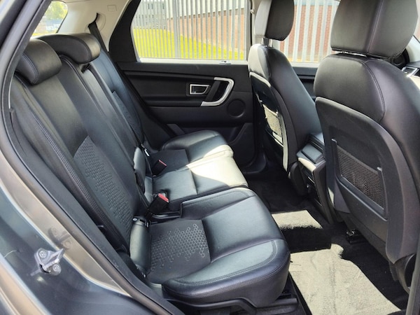 Used Land Rover Discovery Sport 2015 for sale - 74858854: Photo 14