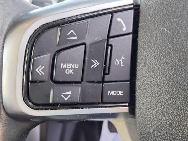 Used Land Rover Discovery Sport 2015 for sale - 74858854: Photo 18