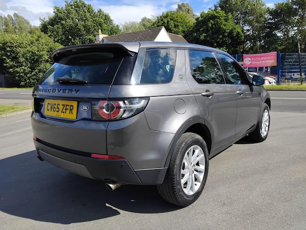 Used Land Rover Discovery Sport 2015 for sale - 74858854: Photo 7