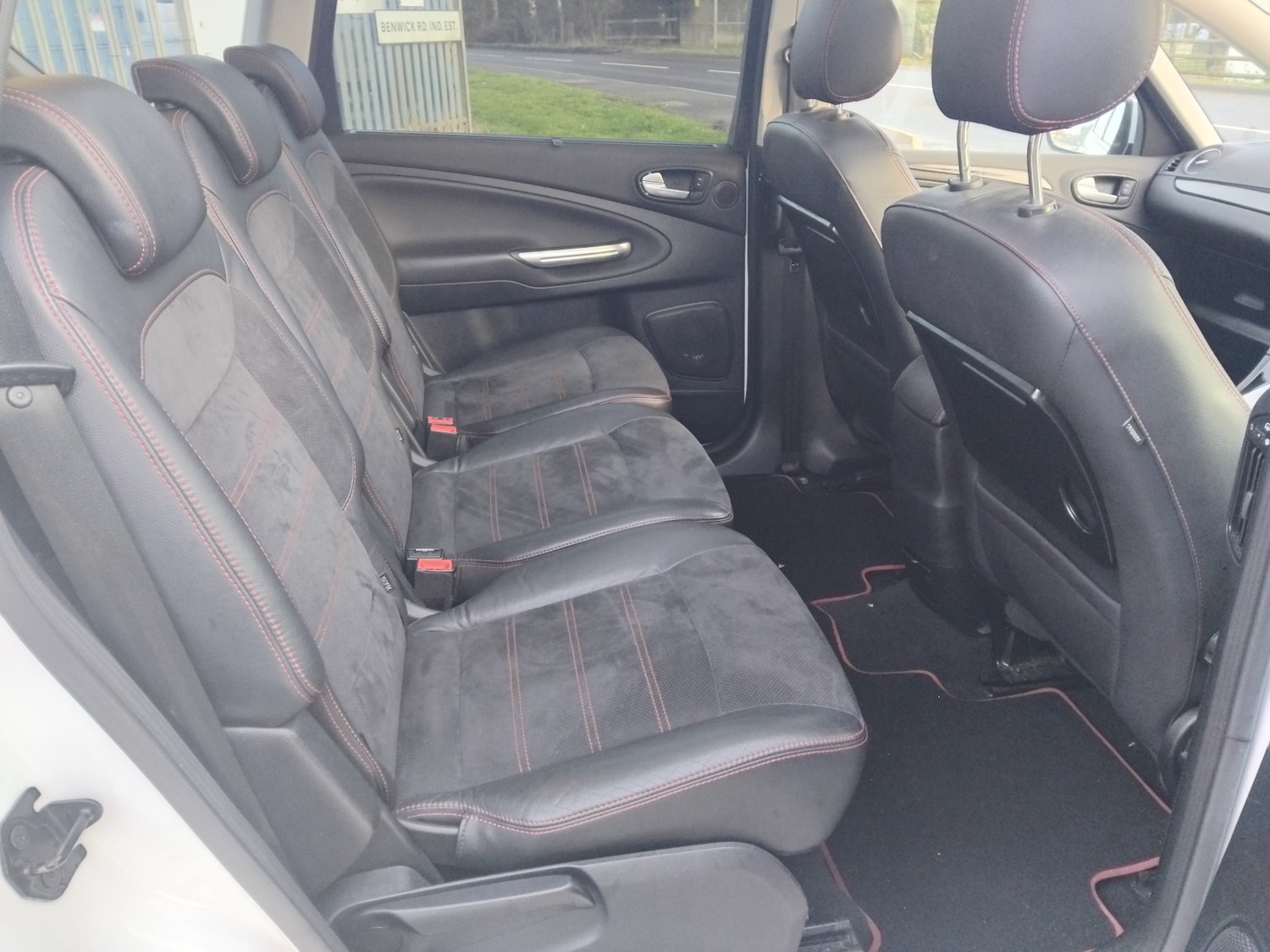 Used Ford S-Max 2012 for sale - 77385305: Photo 19