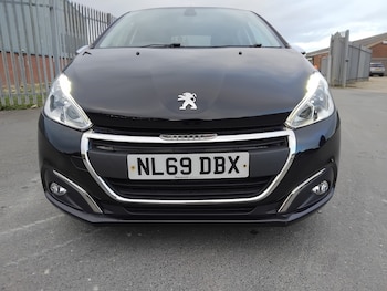 Used Peugeot 208 2019 for sale - 79554569: Photo