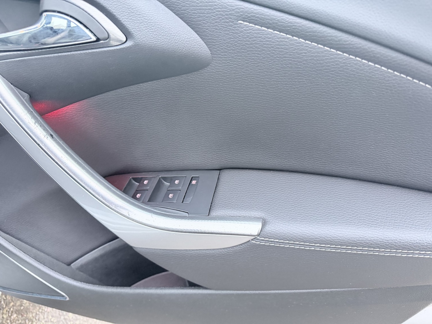 Used Vauxhall Astra 2010 for sale - 77201278: Photo 10