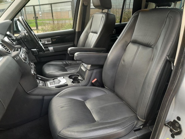 Used Land Rover Discovery 4 2014 for sale - 74858966: Photo 17