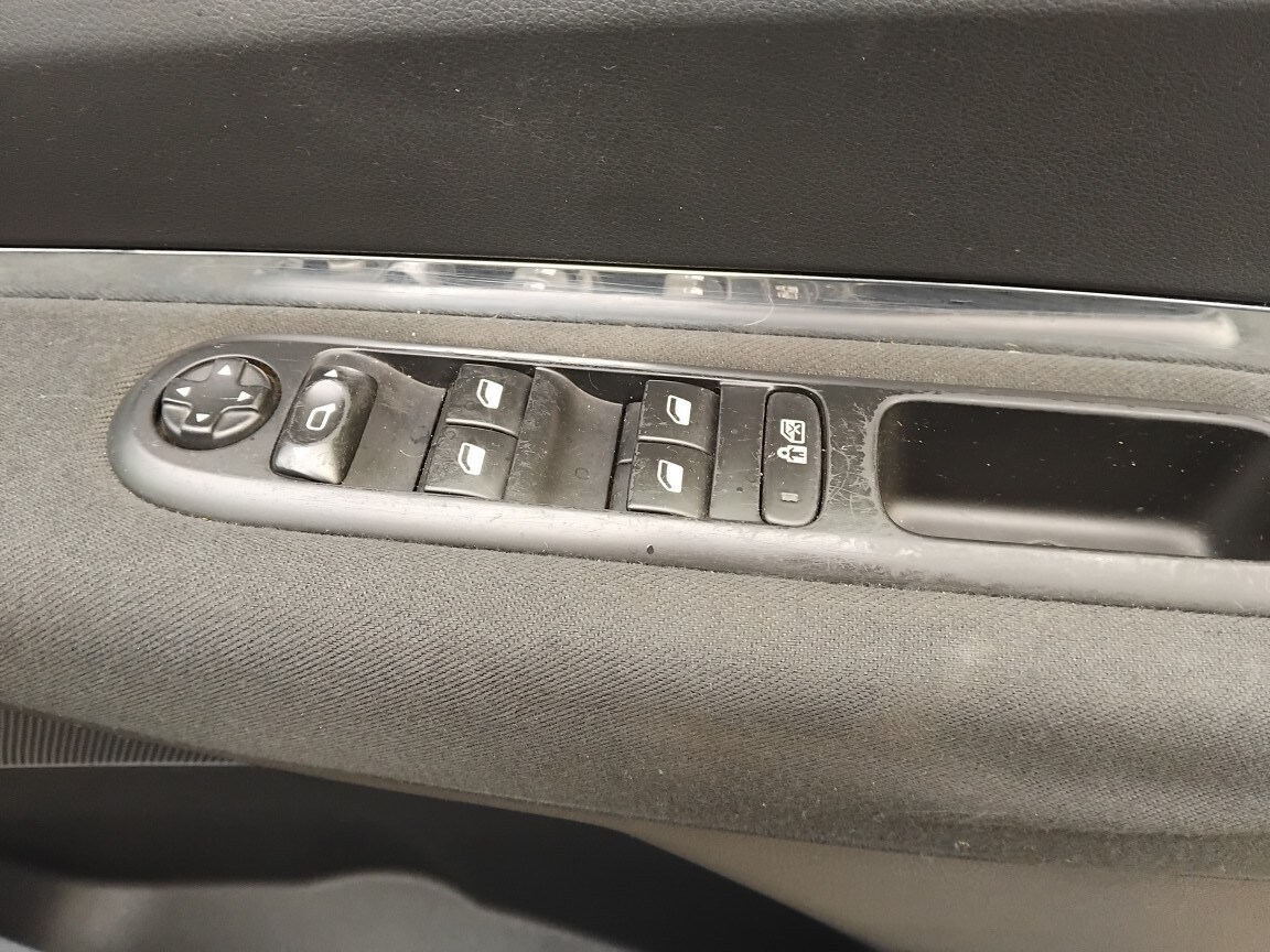 Used Peugeot 3008 2012 for sale - 77735746: Photo 13