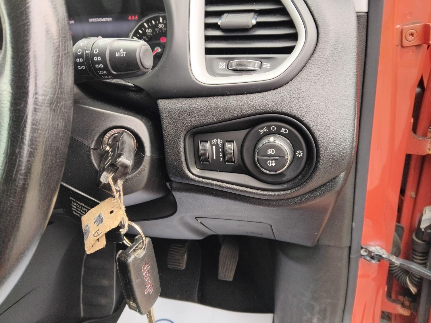 Used Jeep Renegade 2015 for sale - 76174051: Photo 16