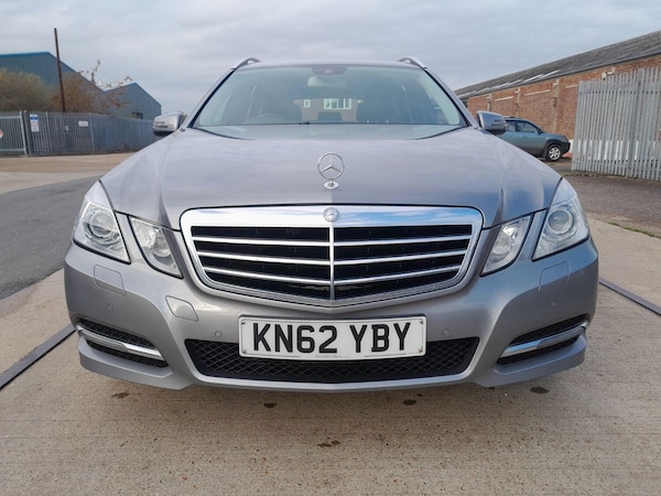 Used Mercedes-Benz E-Class 2012 for sale - 72664451: Photo 7