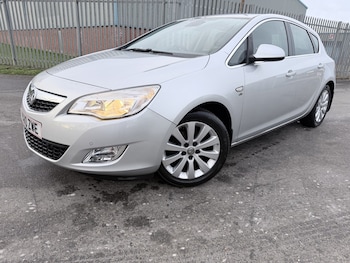 Used Vauxhall Astra 2010 for sale - 78286422: Photo