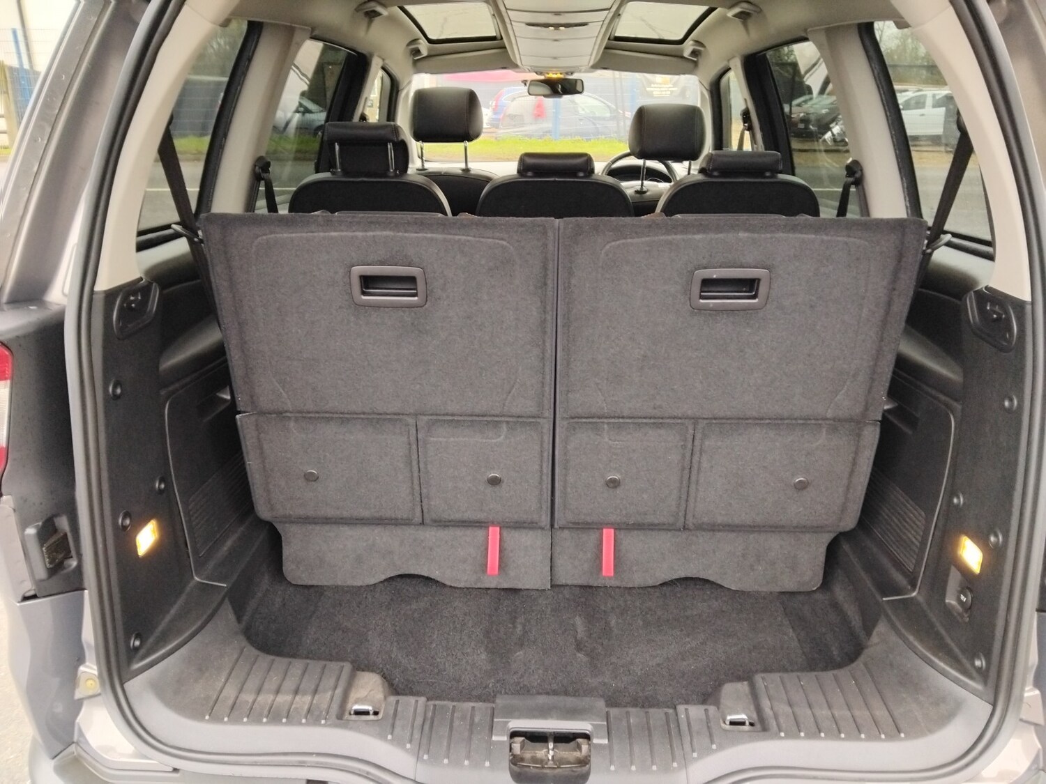 Used Ford Galaxy 2013 for sale - 77508493: Photo 24