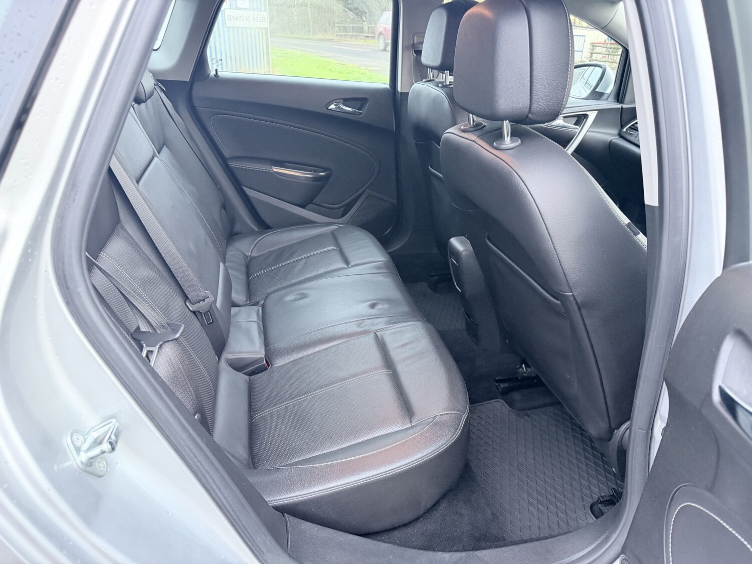 Used Vauxhall Astra 2010 for sale - 77465165: Photo 12