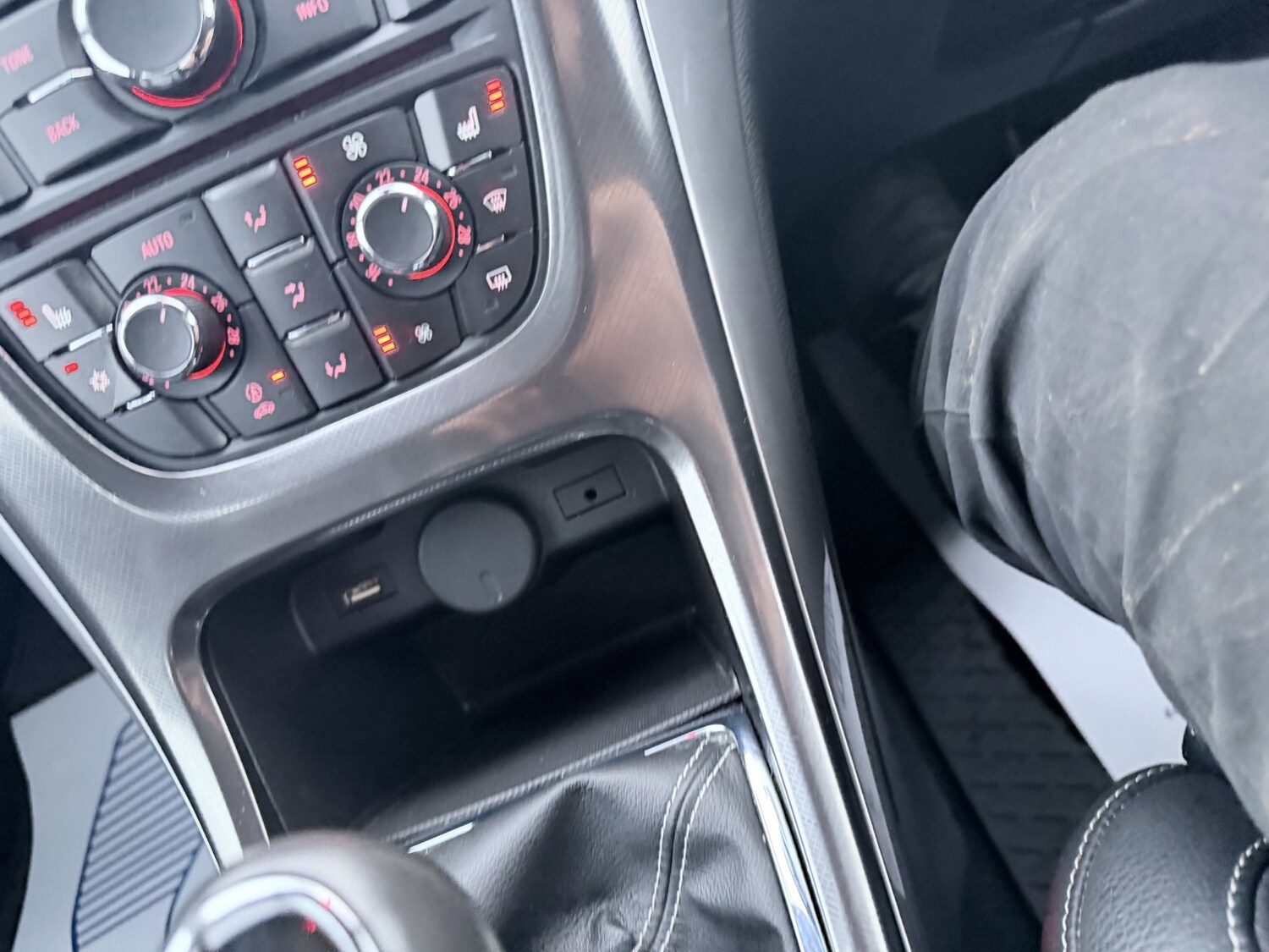 Used Vauxhall Astra 2010 for sale - 77465165: Photo 20