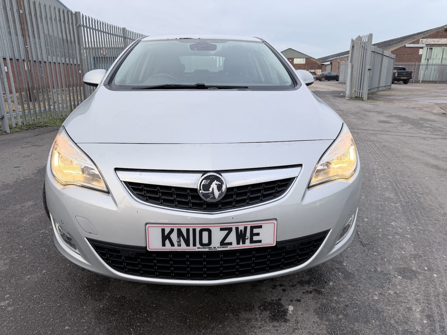 Used Vauxhall Astra 2010 for sale - 77465165: Photo 3