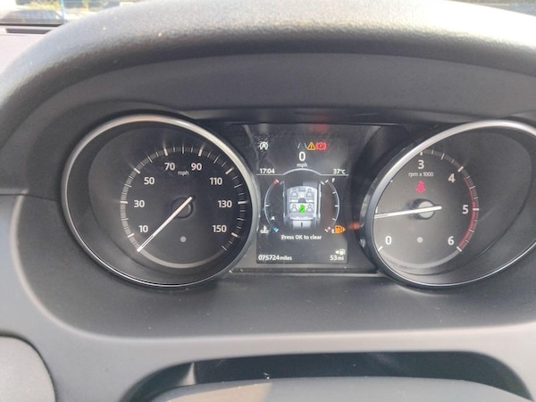 Used Land Rover Discovery Sport 2017 for sale - 75079504: Photo 19