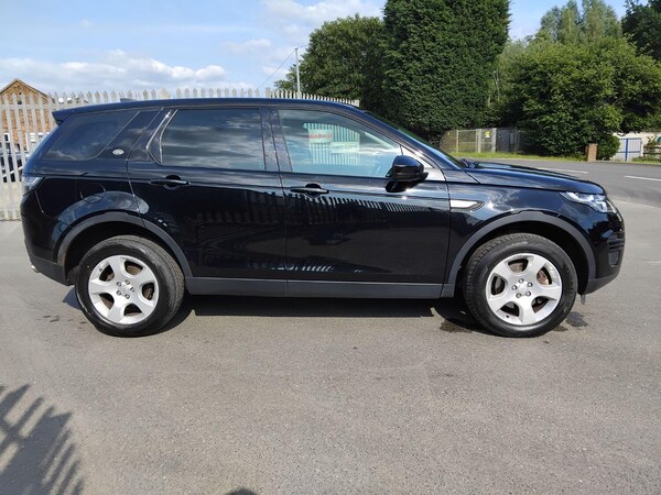Used Land Rover Discovery Sport 2017 for sale - 75079504: Photo 4