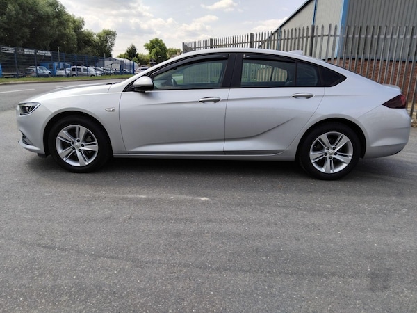 Used Vauxhall Insignia 2017 for sale - 75413015: Photo 5