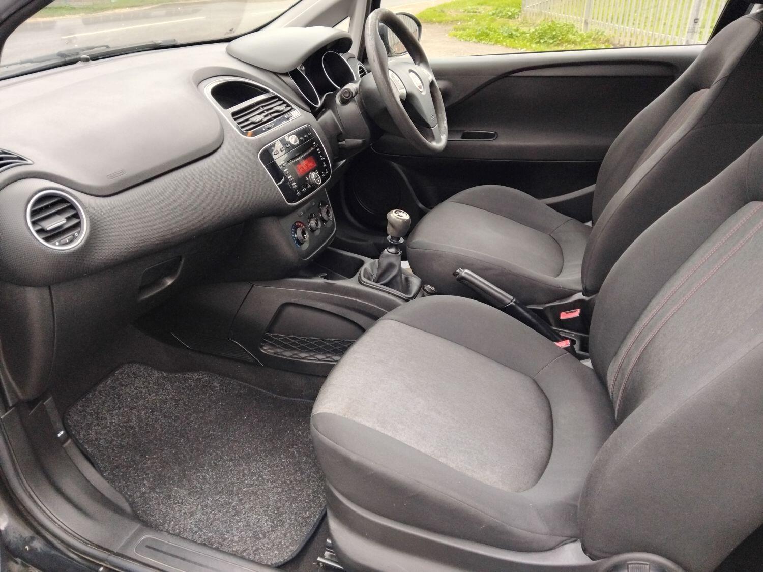 Used Fiat Punto 2014 for sale - 76019605: Photo 9