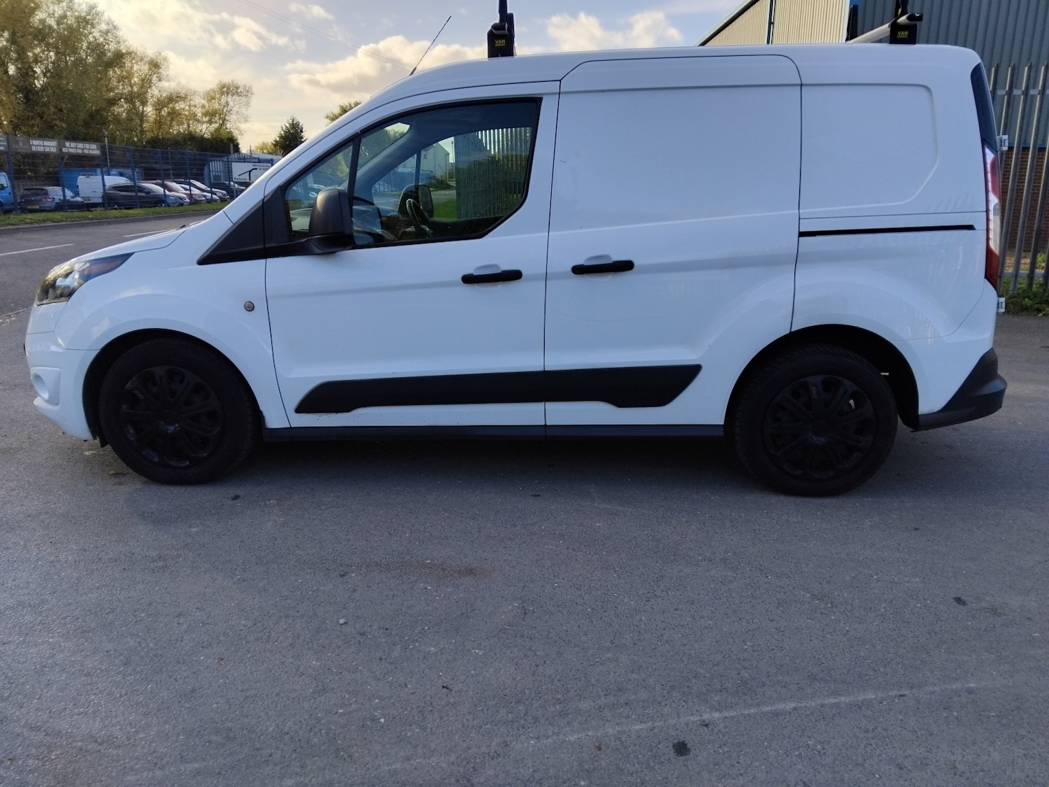 Used Ford Transit Connect 2018 for sale - 76439963: Photo 5