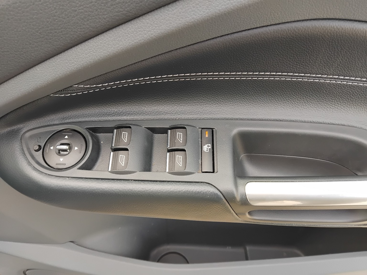 Used Ford C-Max 2013 for sale - 77735768: Photo 15