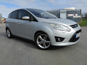 2013 - 1.0 EcoBoost 125 Titanium X 5dr