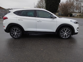 Used Hyundai TUCSON 2018 for sale - 76982755: Photo