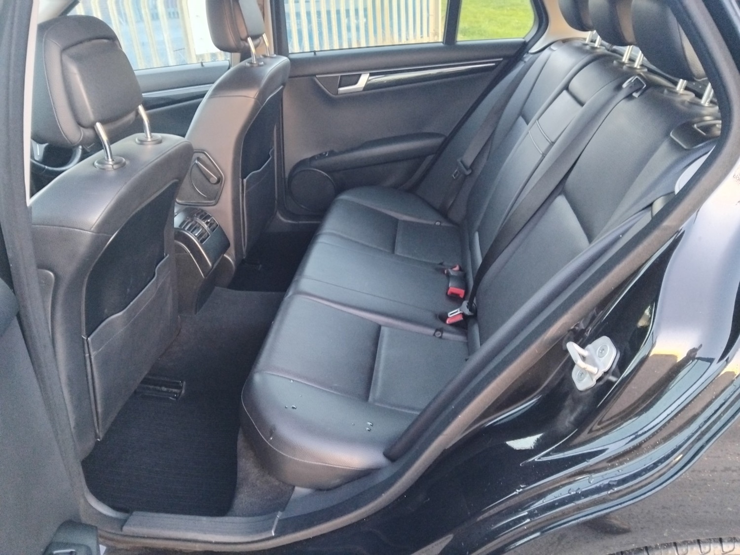 Used Mercedes-Benz C Class 2013 for sale - 77038904: Photo 10