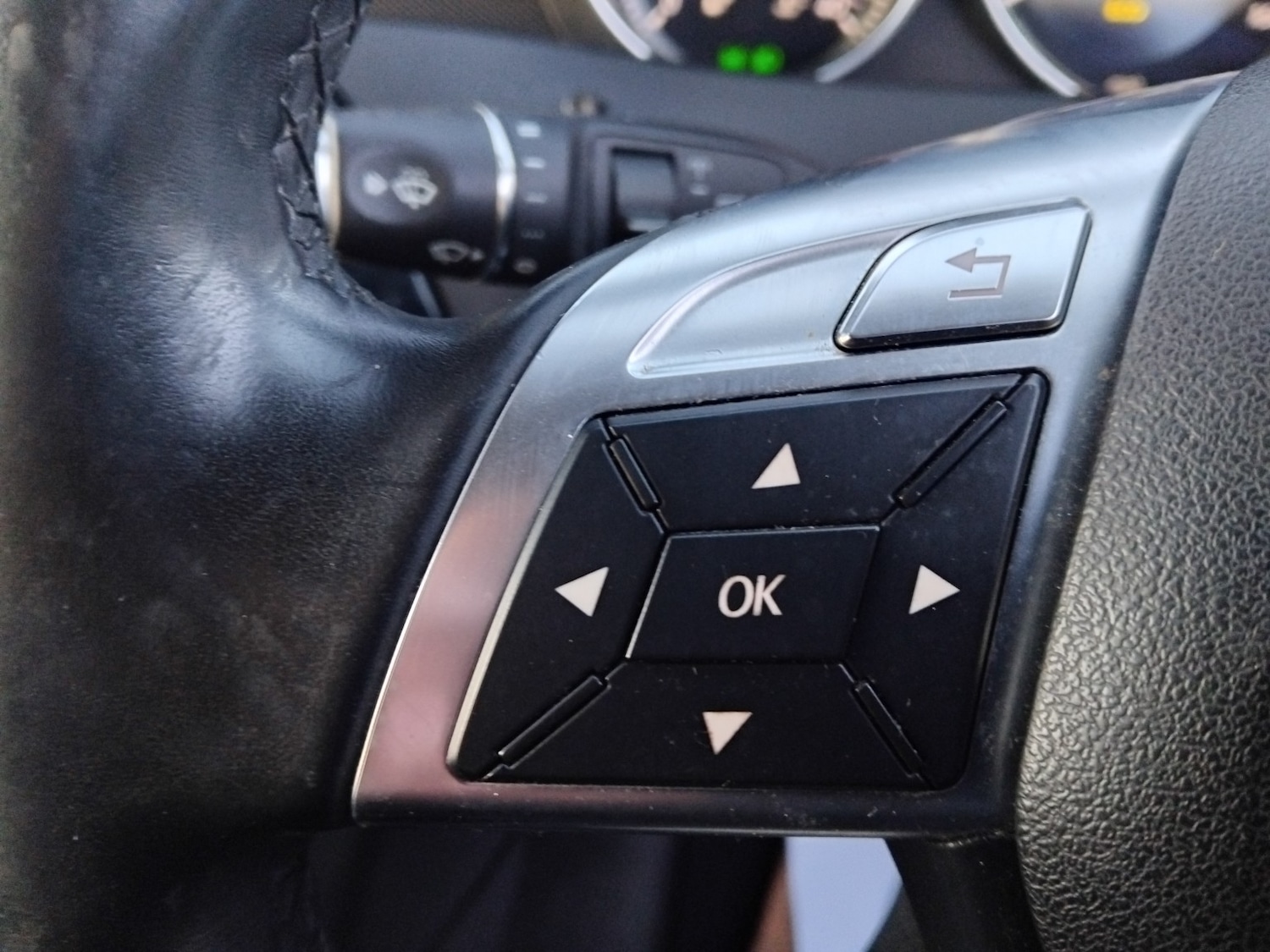 Used Mercedes-Benz C Class 2013 for sale - 77038904: Photo 23