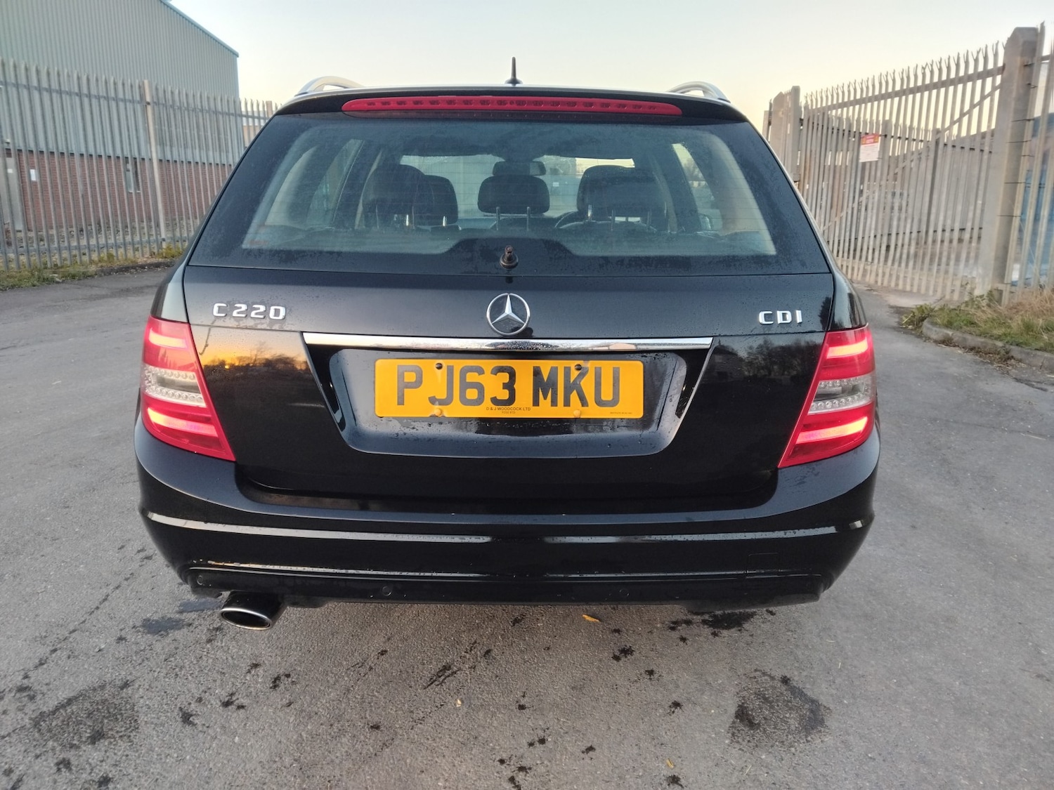 Used Mercedes-Benz C Class 2013 for sale - 77038904: Photo 5