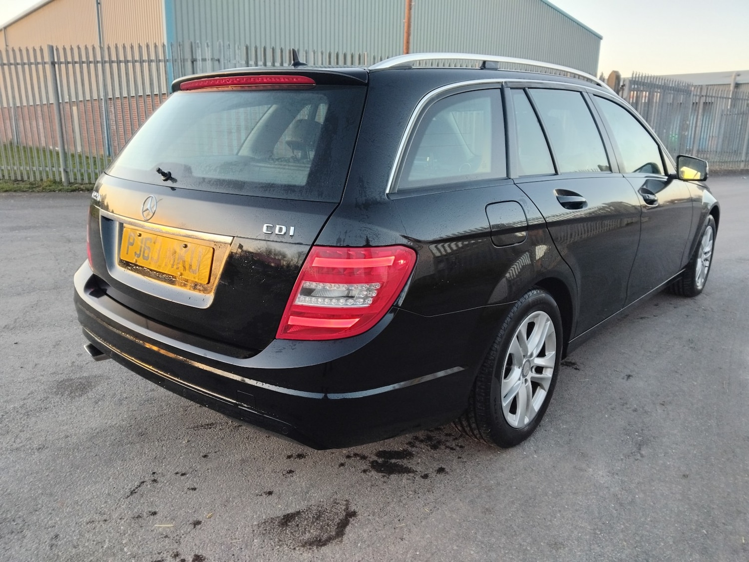 Used Mercedes-Benz C Class 2013 for sale - 77038904: Photo 6