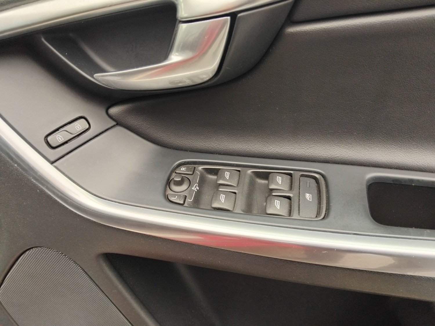 Used Volvo XC60 2014 for sale - 77438423: Photo 13