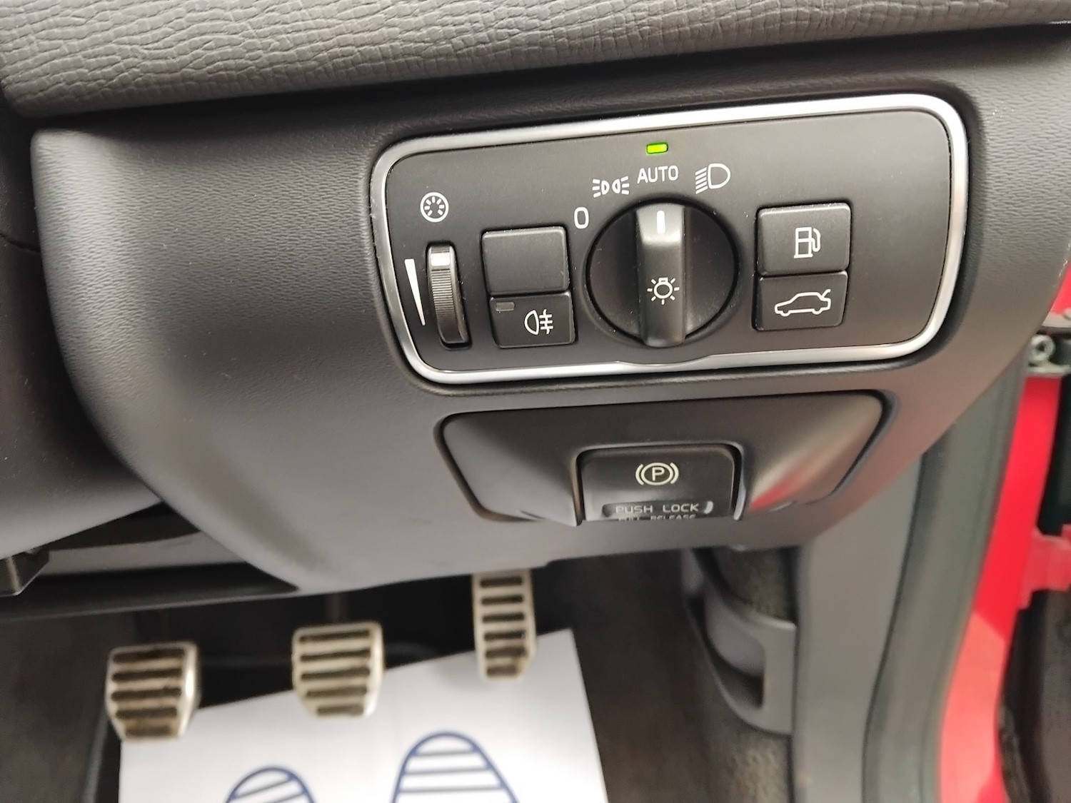 Used Volvo XC60 2014 for sale - 77438423: Photo 15