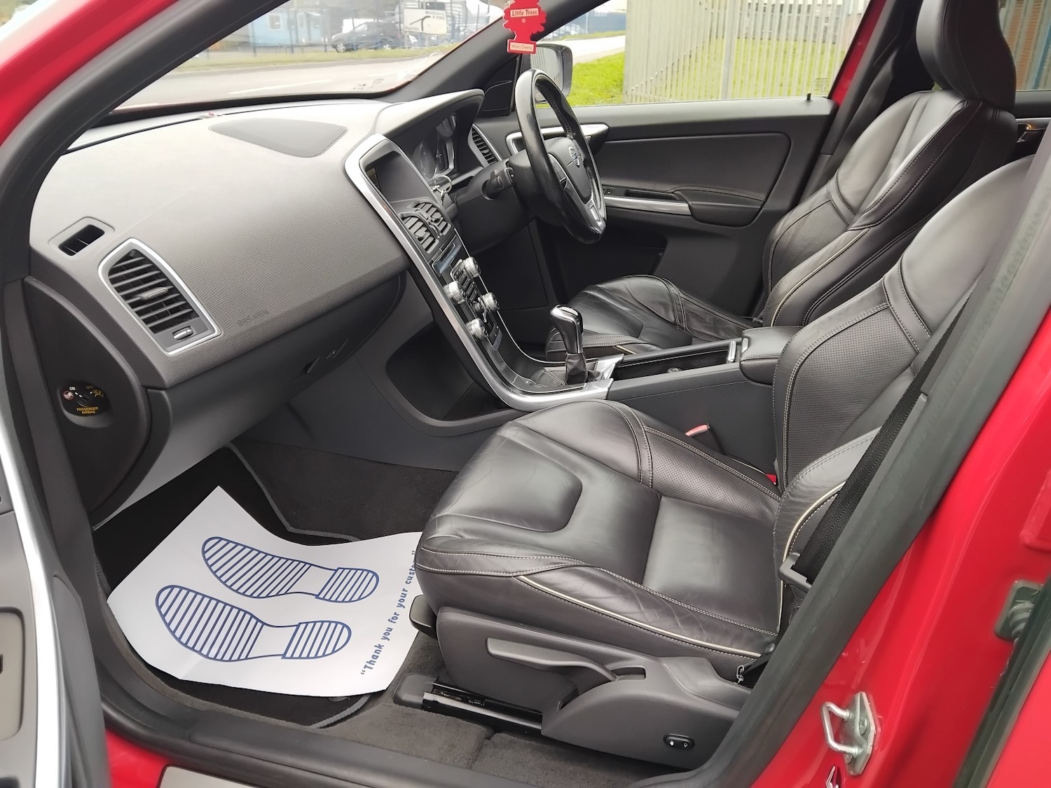 Used Volvo XC60 2014 for sale - 77438423: Photo 9