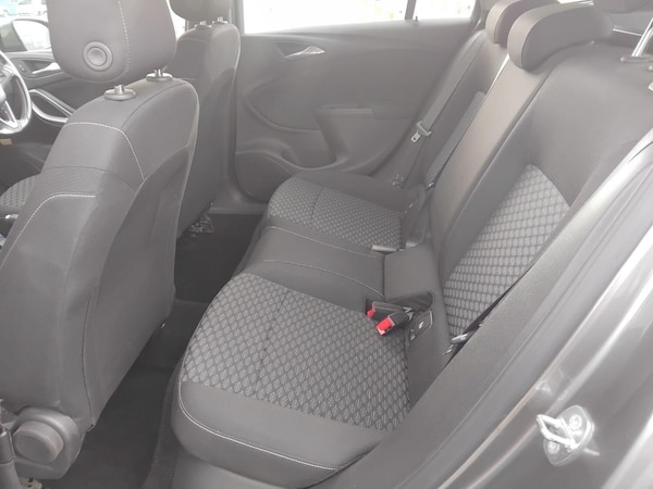 Used Vauxhall Astra 2017 for sale - 75413086: Photo 9