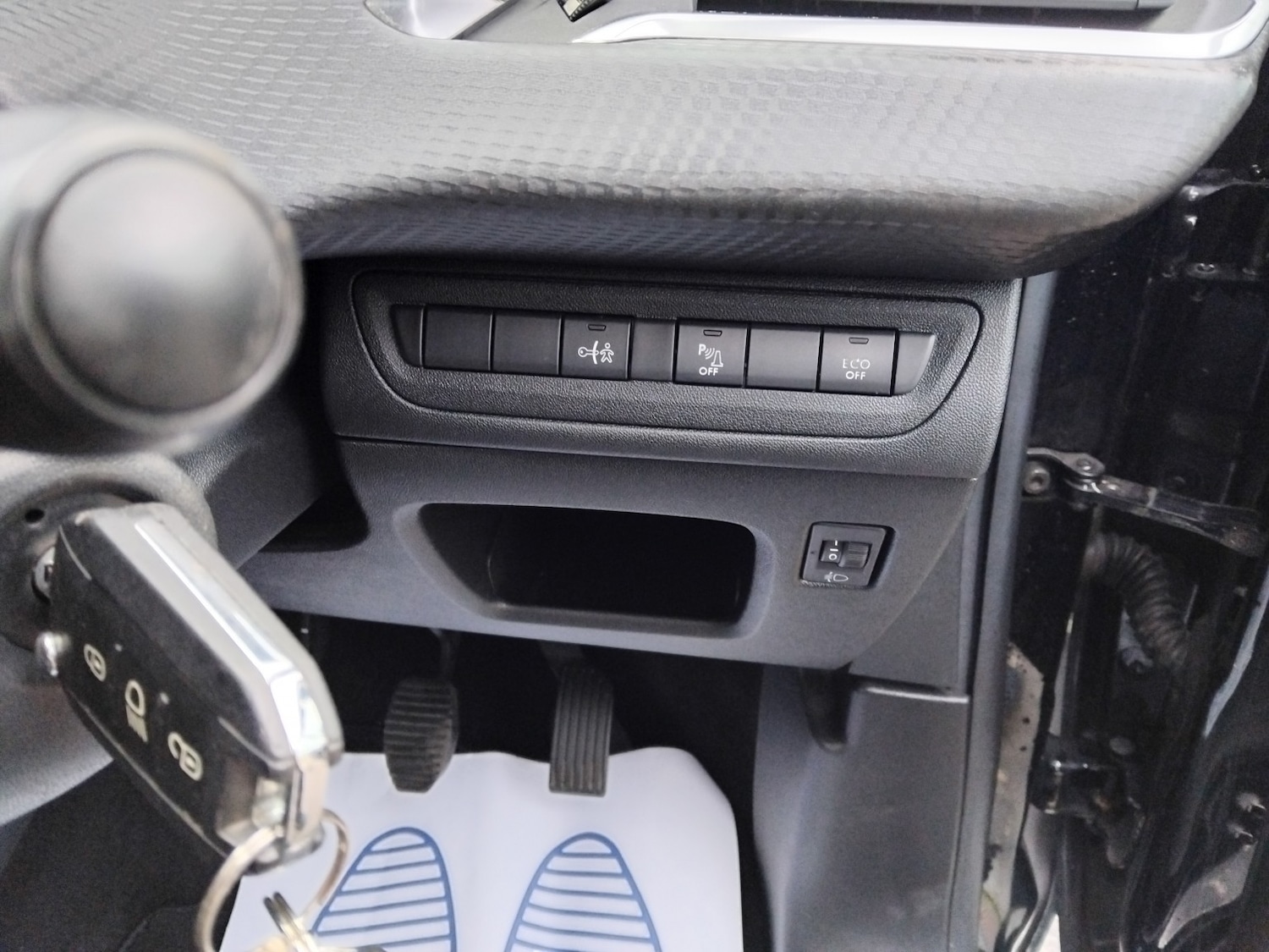 Used Peugeot 208 2019 for sale - 76407502: Photo 25