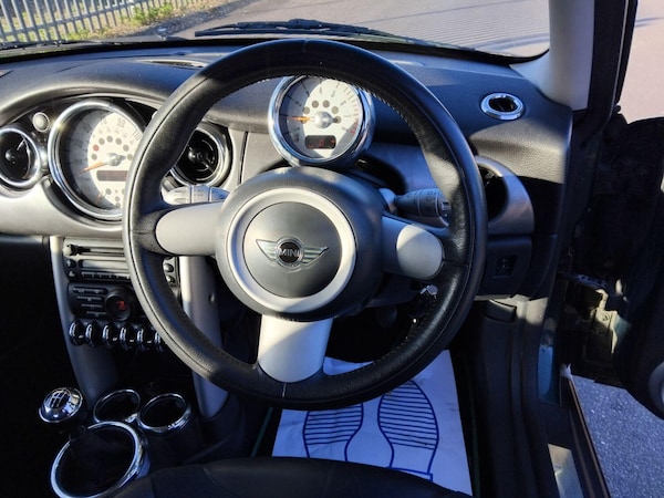 Used MINI Hatch 2004 for sale - 76174039: Photo 15