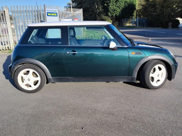 Used MINI Hatch 2004 for sale - 76174039: Photo 4