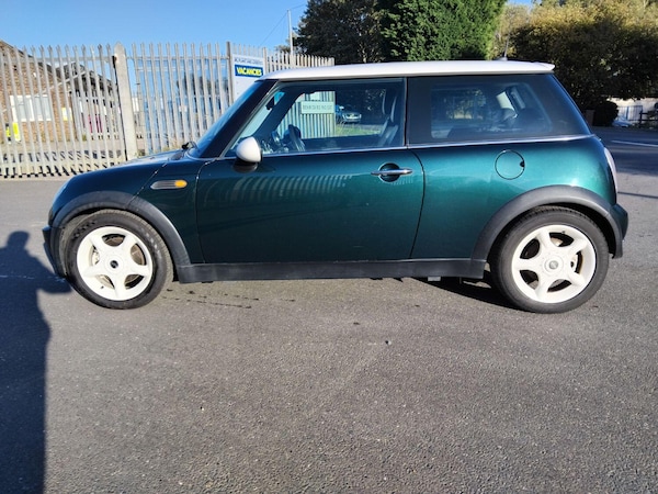 Used MINI Hatch 2004 for sale - 76174039: Photo 5
