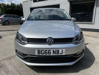 Used Volkswagen Polo 2016 for sale - 74756582: Photo