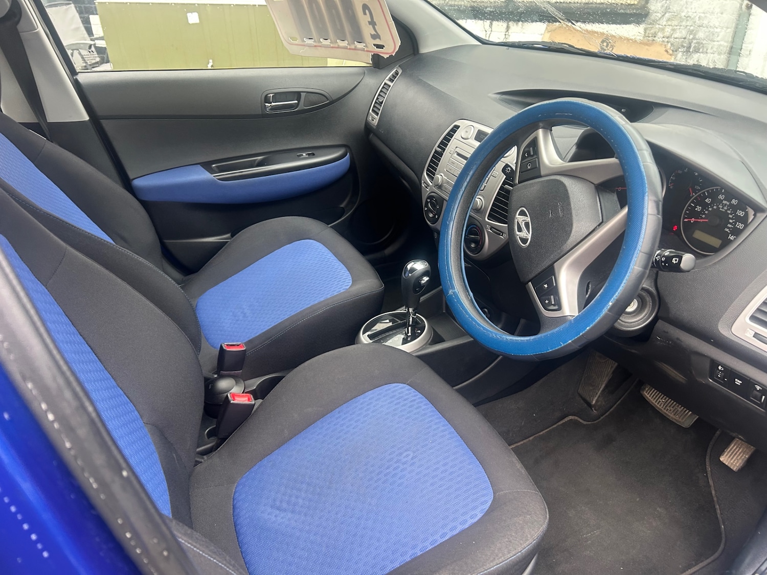 Used Hyundai i20 2010 for sale - 78000052: Photo 5