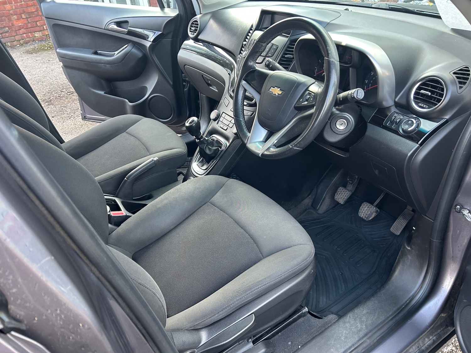 Used Chevrolet Orlando 2011 for sale - 77653201: Photo 5