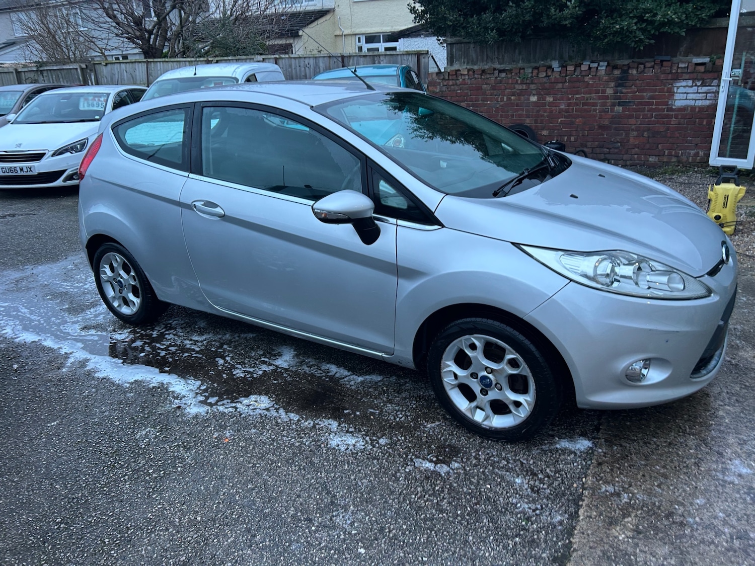 Used Ford Fiesta 2012 for sale - 77198587: Photo 2