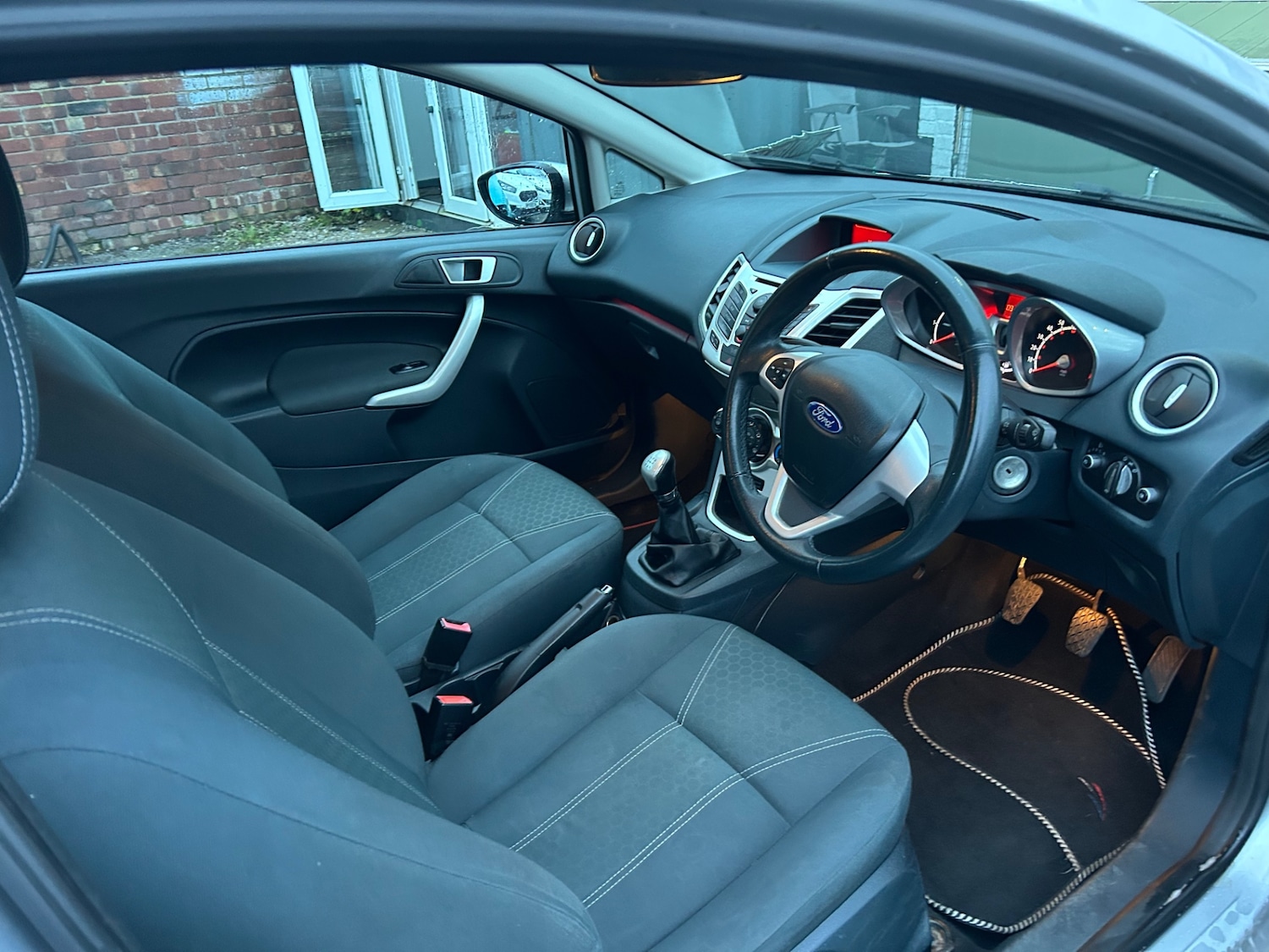 Used Ford Fiesta 2012 for sale - 77198587: Photo 5