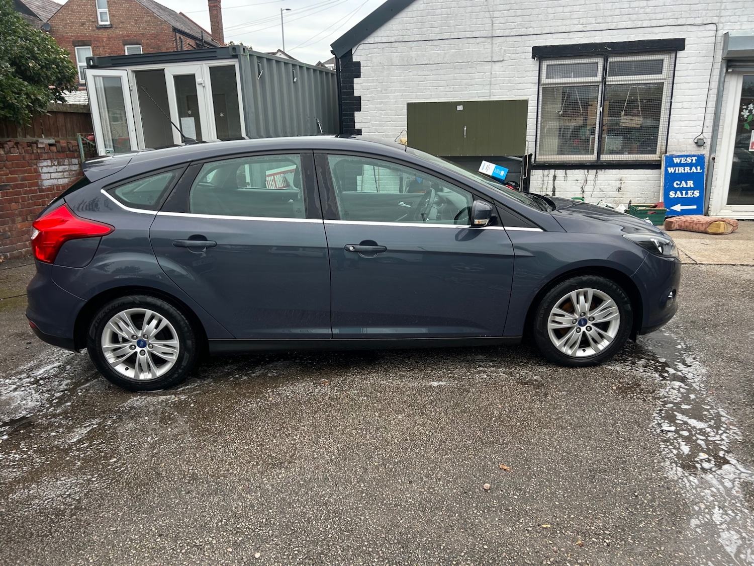 Used Ford Focus 2014 for sale - 76088499: Photo 2