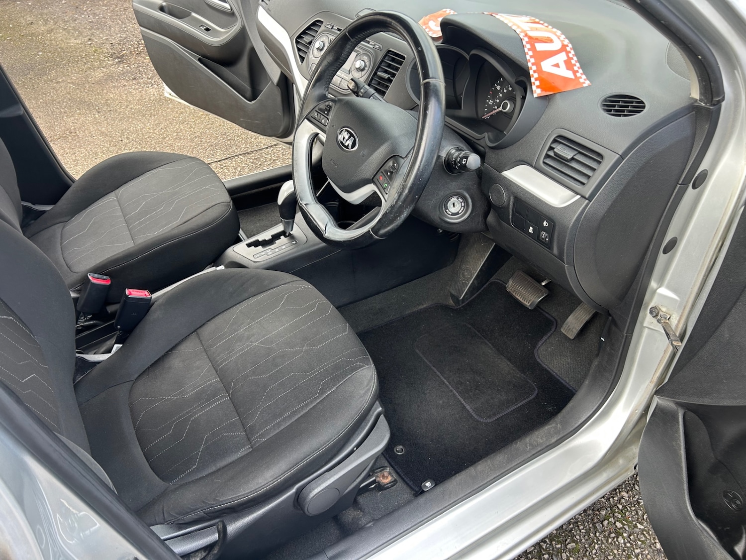 Used Kia Picanto 2012 for sale - 77701610: Photo 6