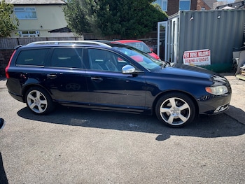 Used Volvo V70 2010 for sale - 79381007: Photo