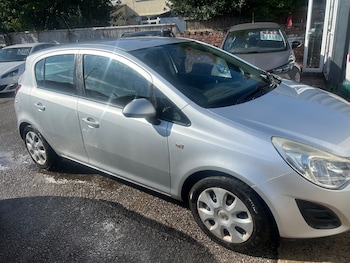 Used Vauxhall Corsa 2011 for sale - 75649964: Photo