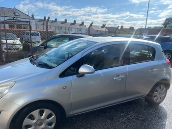 Used Vauxhall Corsa 2011 for sale - 75649964: Photo
