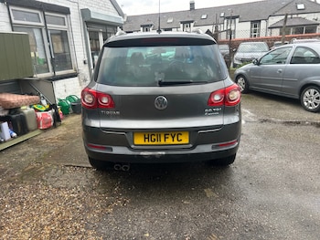 Used Volkswagen Tiguan 2011 for sale - 77365386: Photo