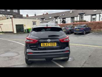 Used Nissan Qashqai 2017 for sale - 74427447: Photo
