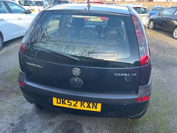 Used Vauxhall Corsa 2002 for sale - 77350794: Photo