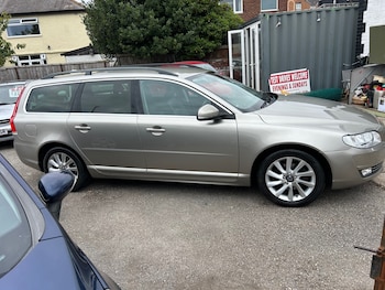 Used Volvo V70 2016 for sale - 79307856: Photo